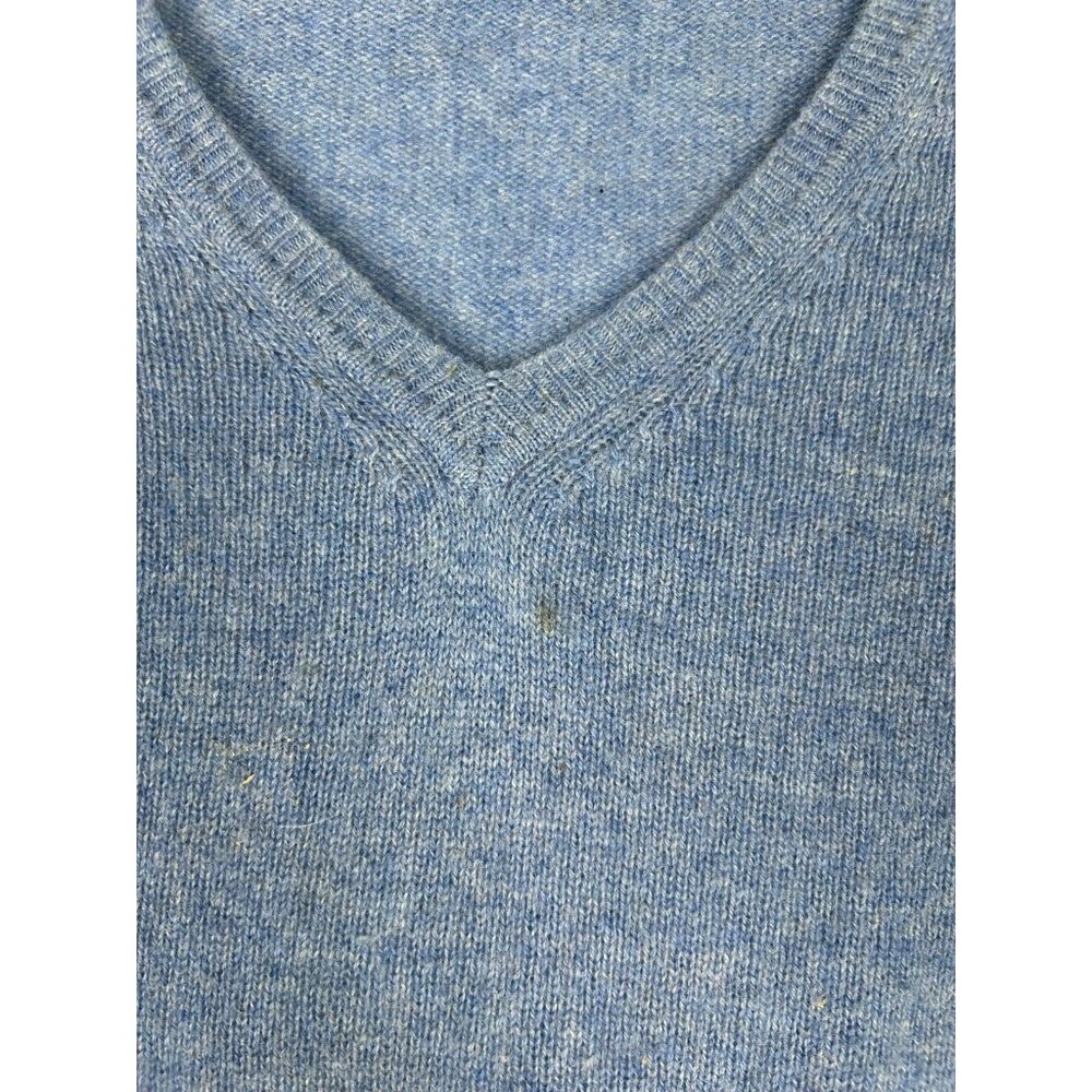 Adrienne Vittadini Womens 100% 2 Ply Cashmere Sweater Blue V-Neck Long Sleeve M - Picture 10 of 10